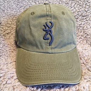 Browning army green cap.